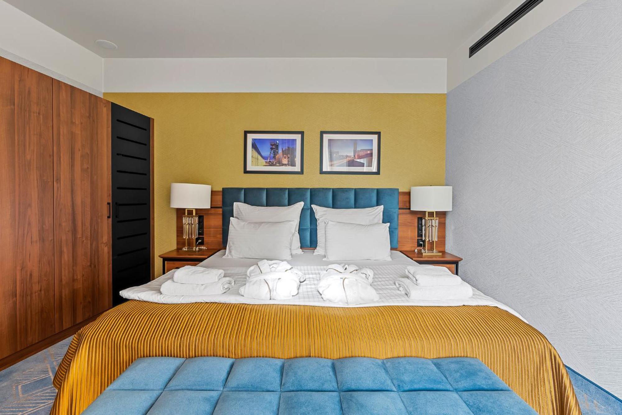 Hotel Diament Plaza Katowice Exterior foto